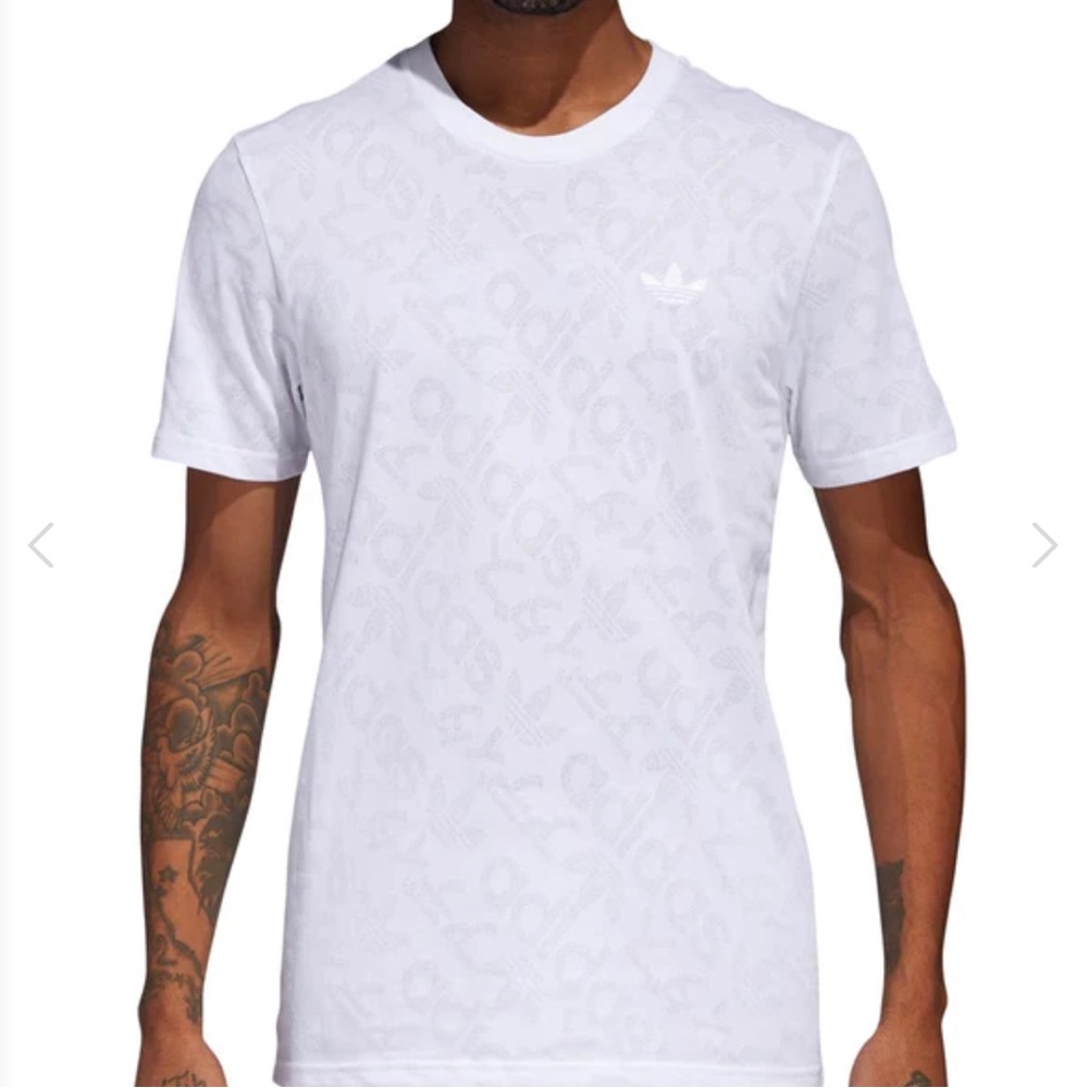 ADIDAS Originals men’s white logo jacquard tee M
